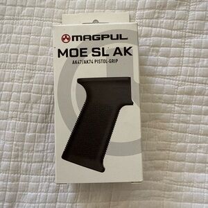 Magpul Ak Pistol Grip Handle MOE SL AK
Black